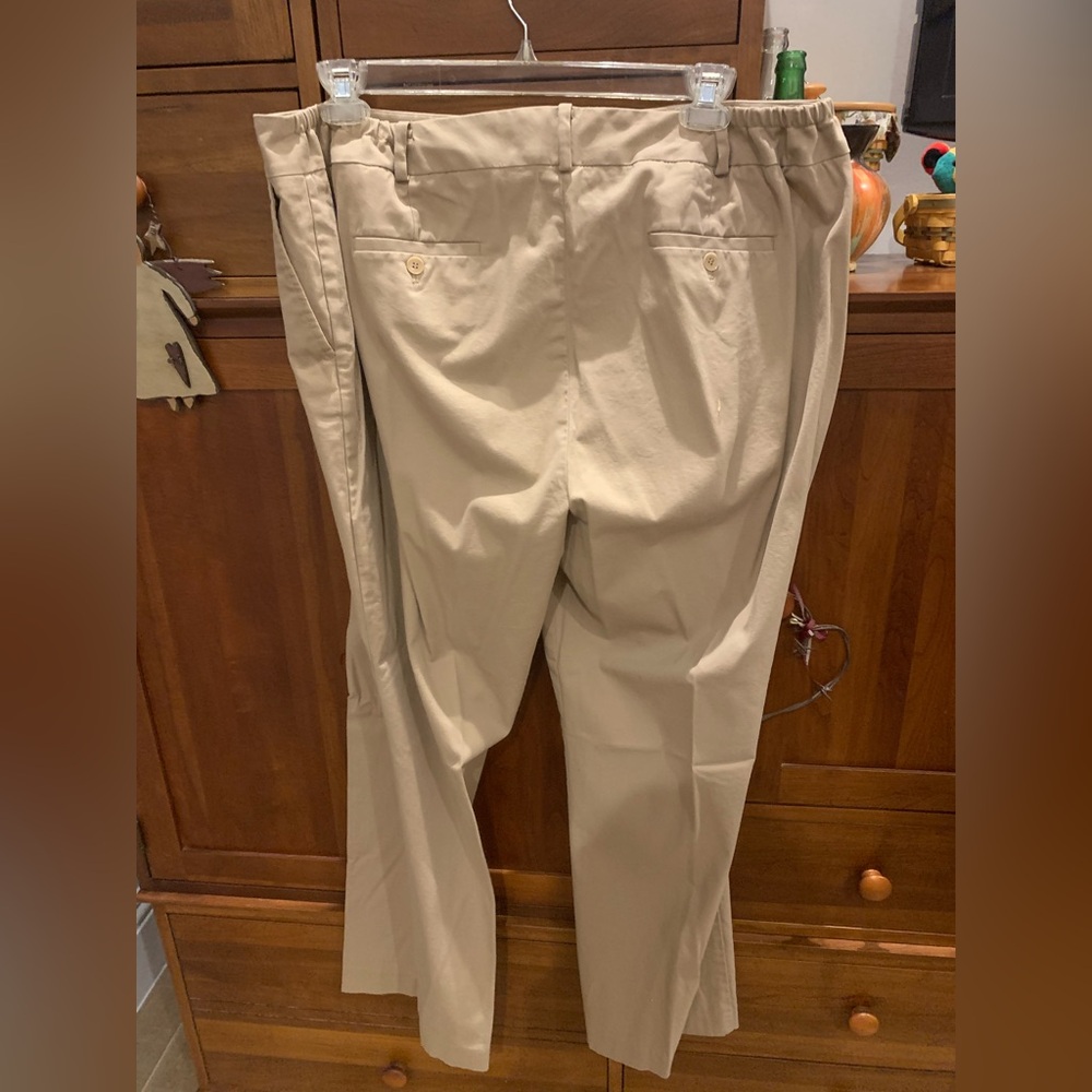 Talbots Heritage Khaki Chinos - Picture 4 of 11